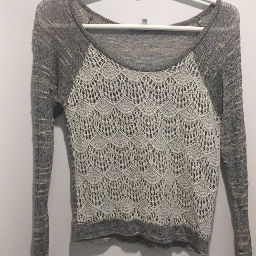 Gray and White Long sleeve top
